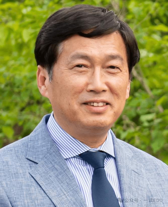 全球二手服装市场蓬勃推动 ThredUp报告揭示领域新动向